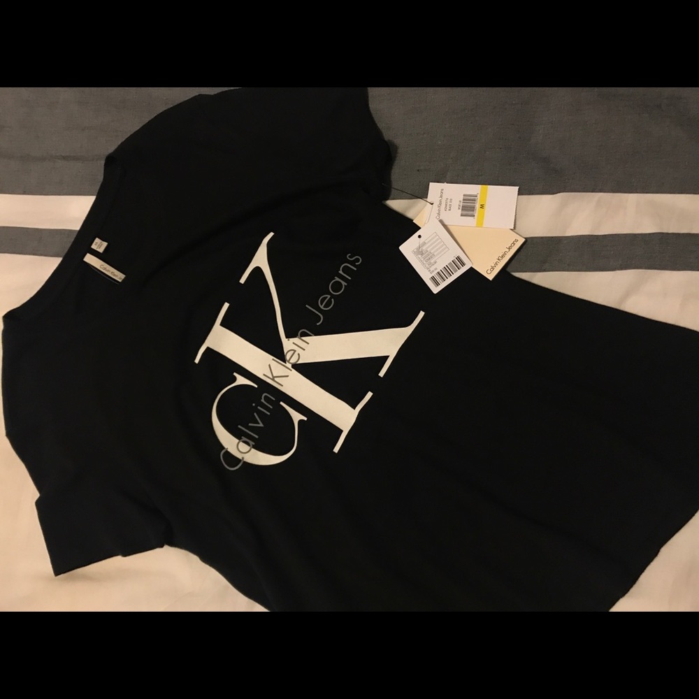 Black Calvin Klein Tee